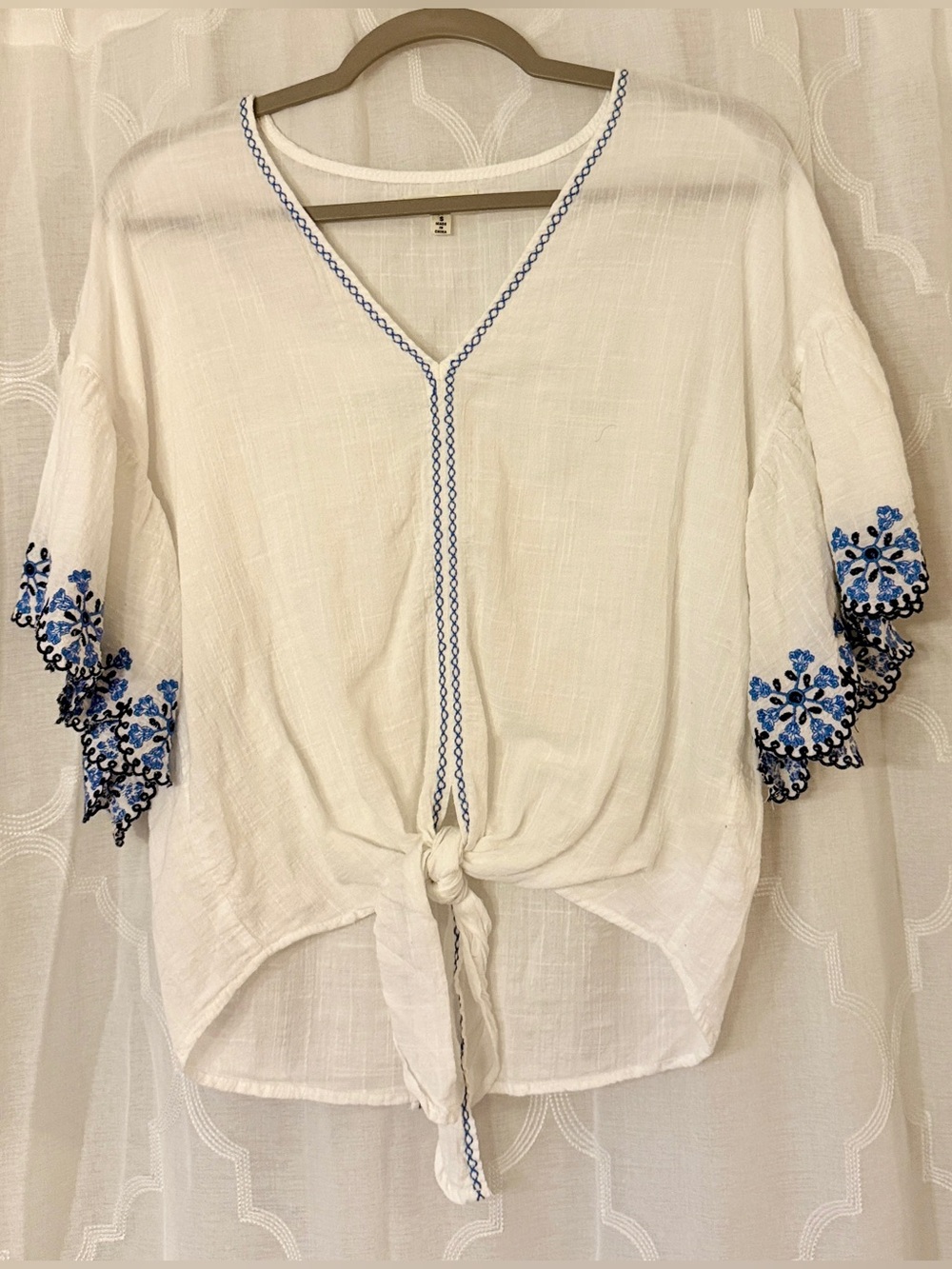 Max Studio White Embroidered Tie Front Boho Blouse Small